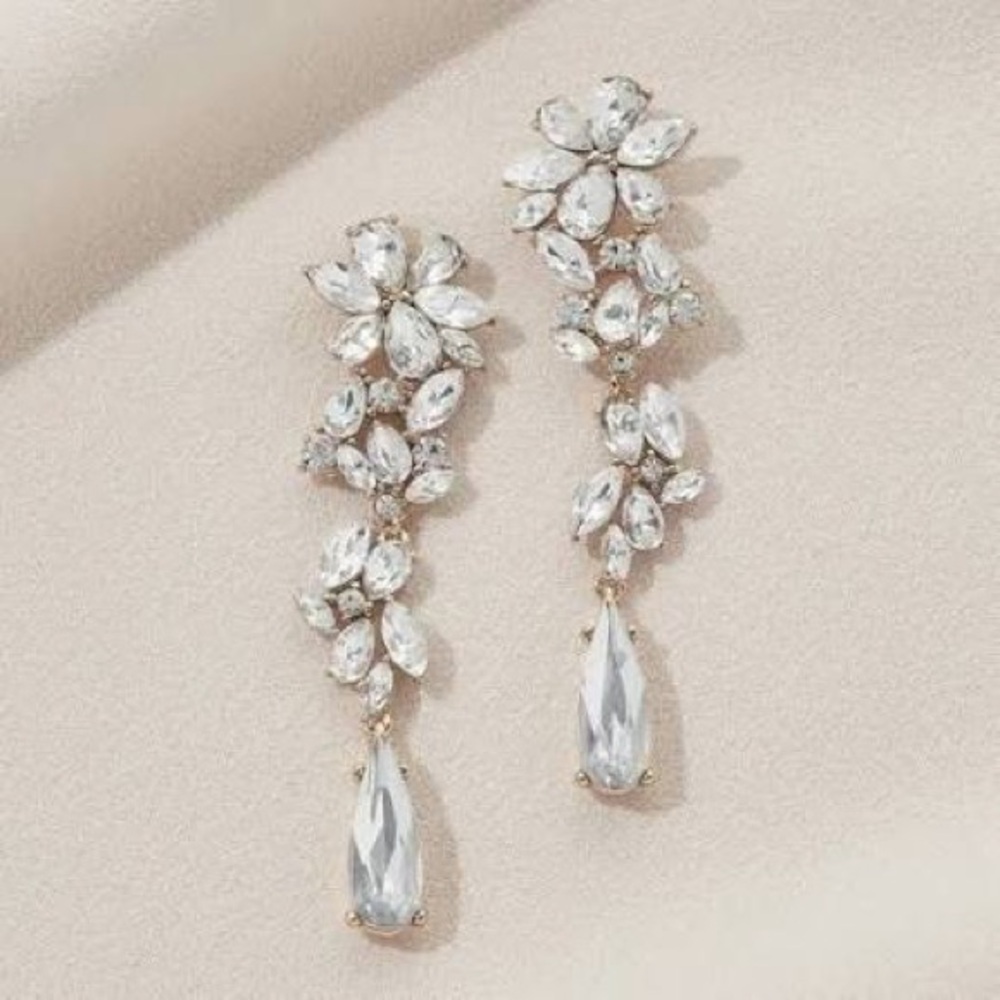 Olive + Piper Pallas Drop Crystal Silver Earrings